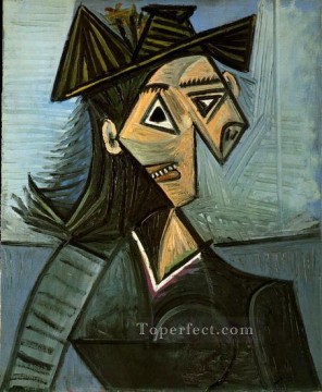 Bust of Woman with Flower Hat 1942 cubism Pablo Picasso Oil Paintings